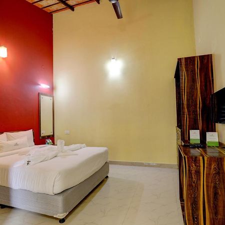 Ezzenza Areca Resort マディケーリ エクステリア 写真