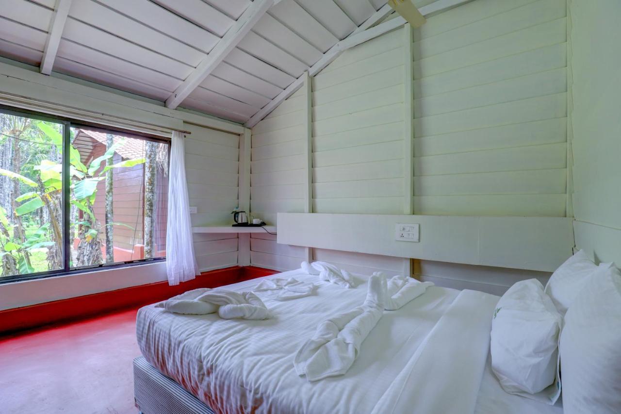 Ezzenza Areca Resort マディケーリ エクステリア 写真