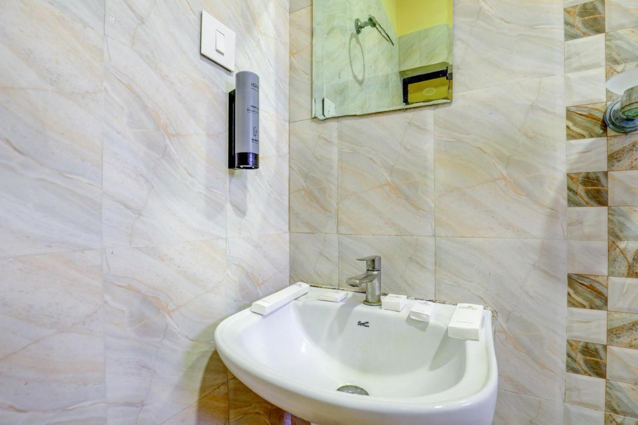 Ezzenza Areca Resort マディケーリ エクステリア 写真