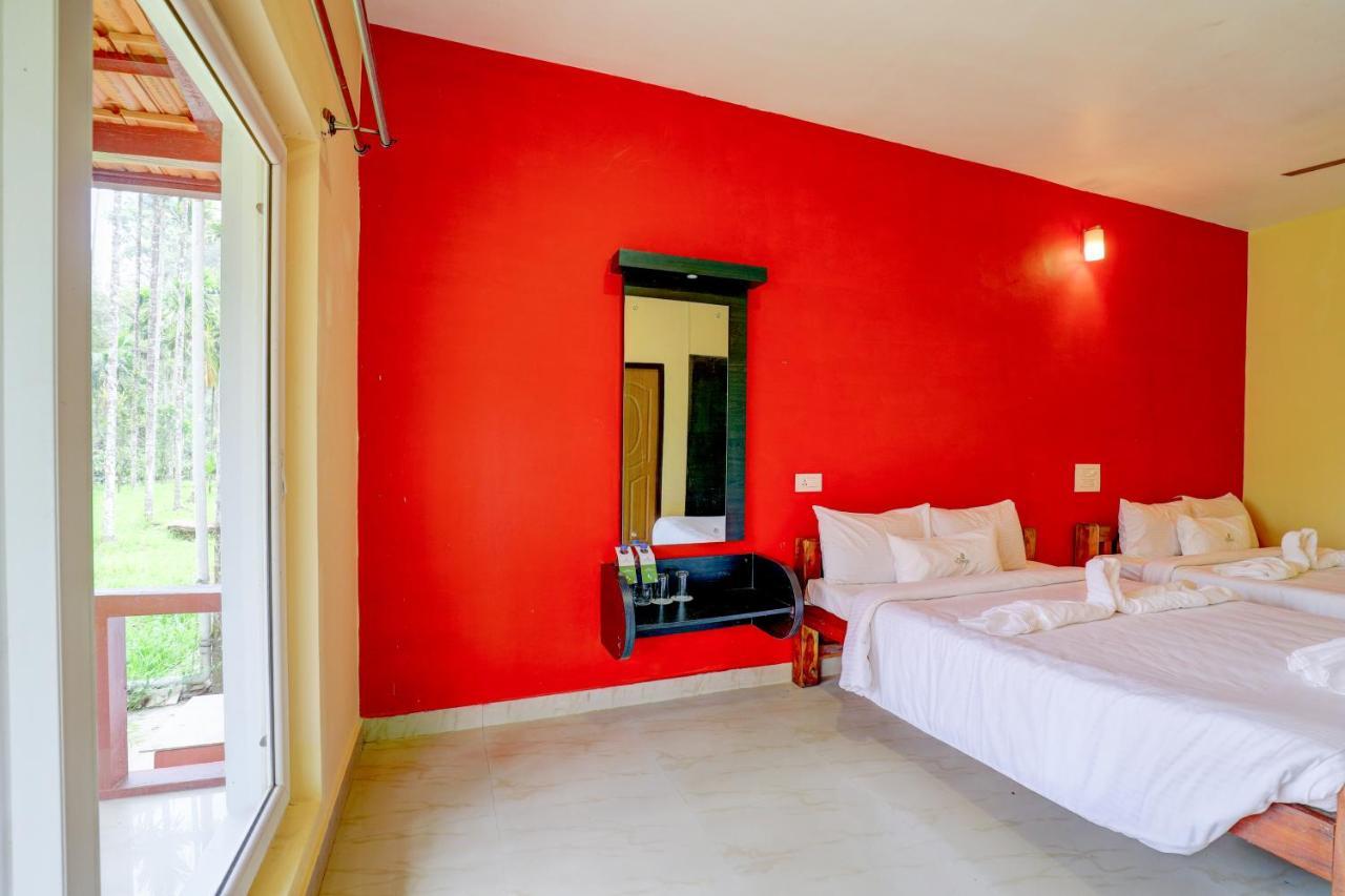 Ezzenza Areca Resort マディケーリ エクステリア 写真